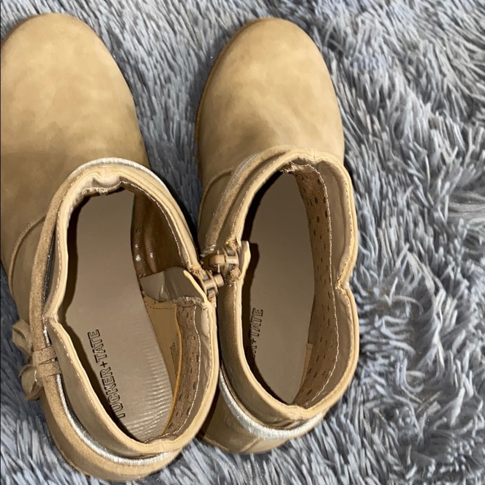 Tucker + Tate - Kids boots 🎉Host Picks🎉 - Picture 4 of 6